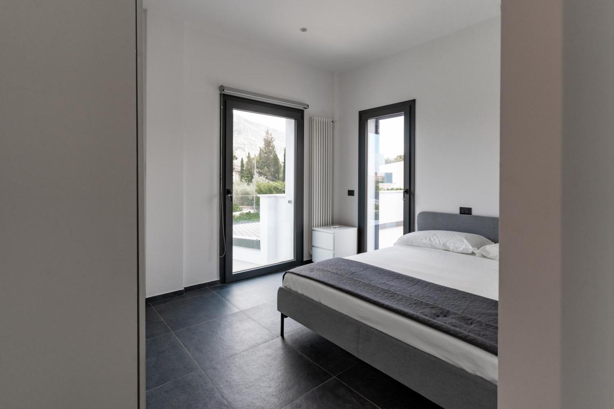 Villa Tina Мондело Екстериор снимка