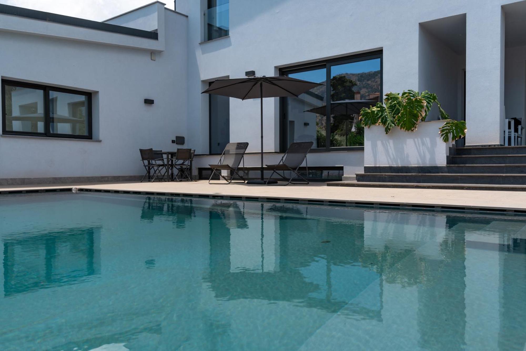 Villa Tina Мондело Екстериор снимка
