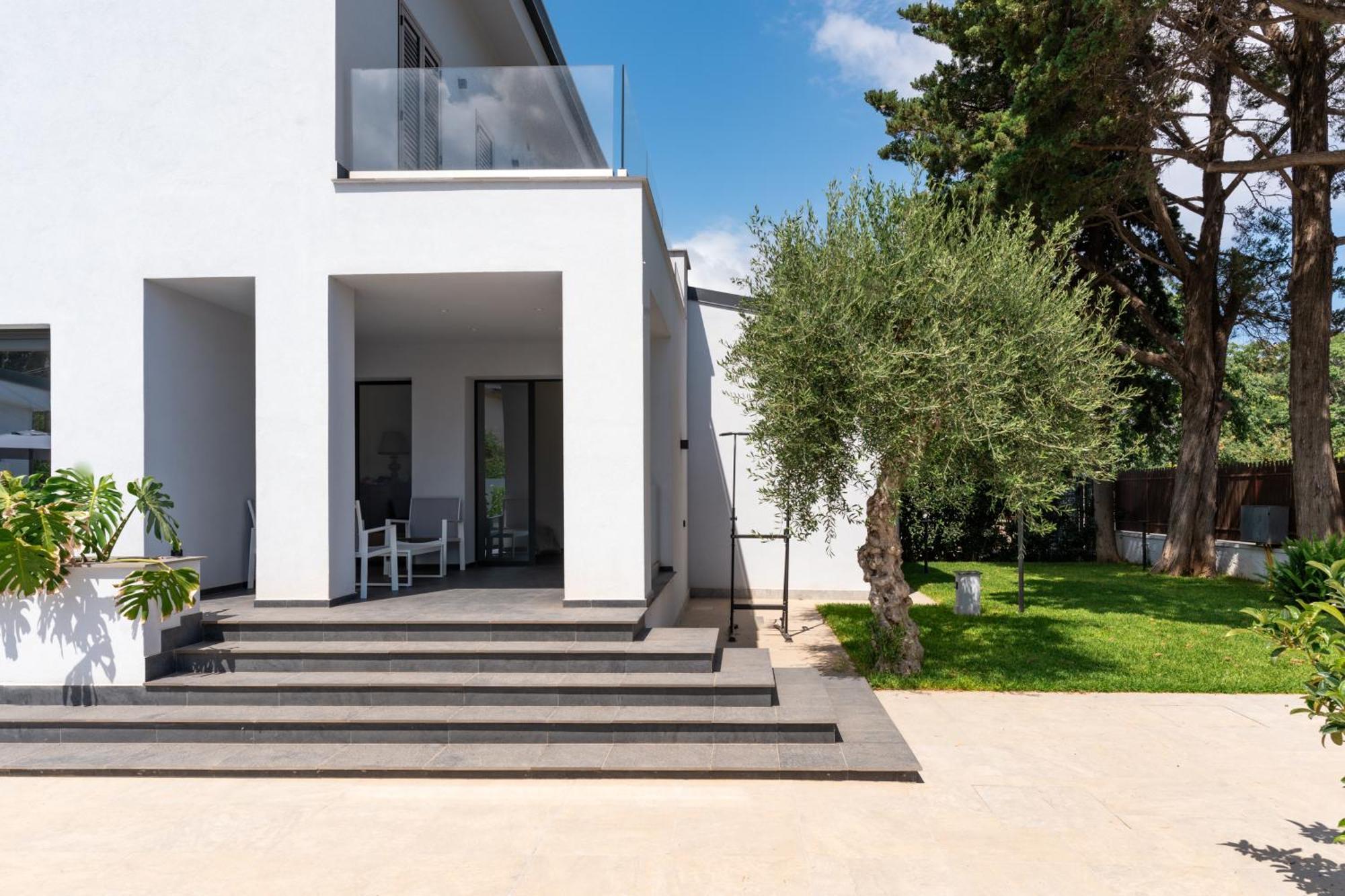 Villa Tina Мондело Екстериор снимка