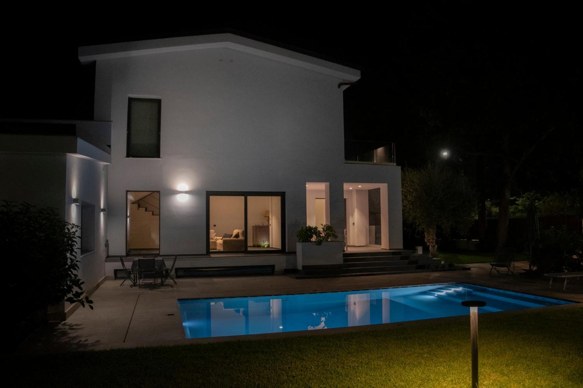 Villa Tina Мондело Екстериор снимка